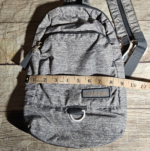 Adidas Essentials Jersey Gray Convertible Crossbody Sling Bag Backback - Picture 4 of 10